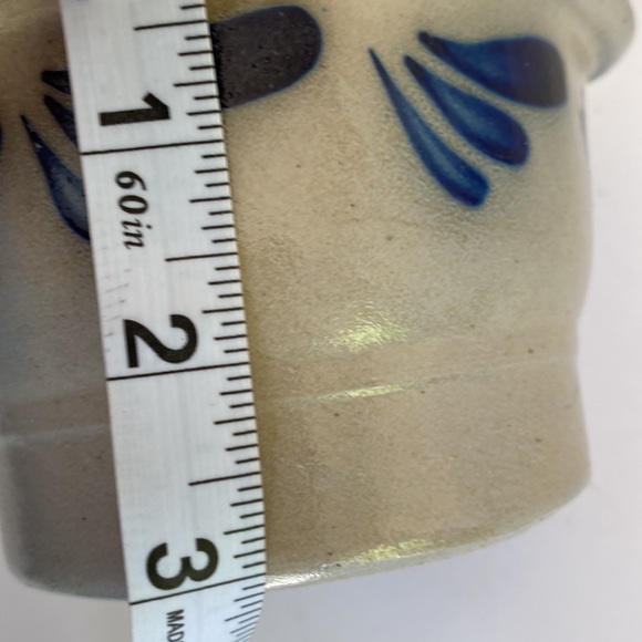 Vintage Stoneware Pottery Set of 2 - Picture 7 of 9